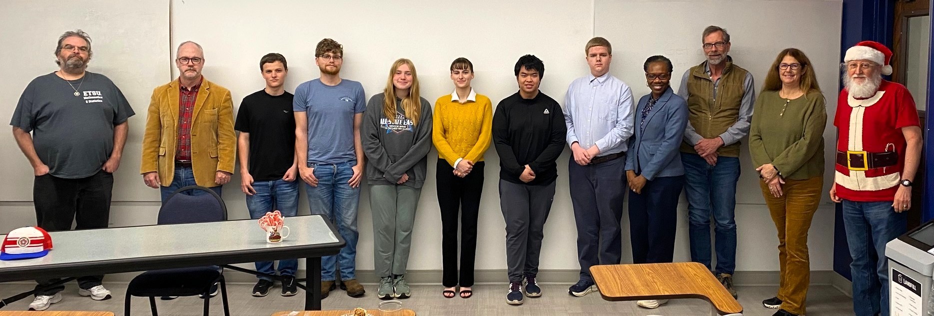 Group photo of those attending the SAMS-URHP 1 meeting